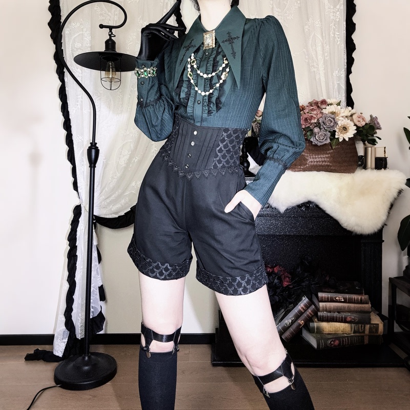 Gothic Lolita Shorts, Gay Style, Dark Retro Medieval British Style Prince Suit Pants