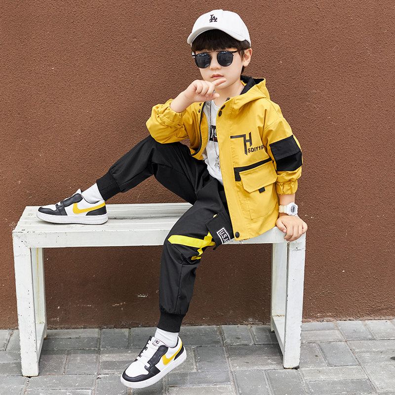 Casual children's clothing fashion boys spring suit 2022 new spring and autumn middle-aged and older boys foreign style sports suit