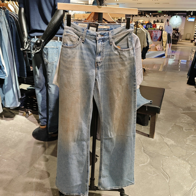 Levis 2026 Spring Women's Distressed Washed Flared Jeans 005Do-0047 Levis 2026 Spring Women's Distressed Washed Flared Jeans 005Do-0047