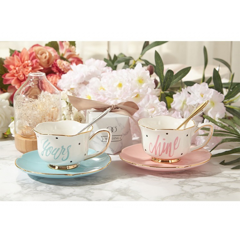 European kit high - grade ipads China coffee cups ceramic cup creative household coffee cups and saucers suit afternoon tea cups