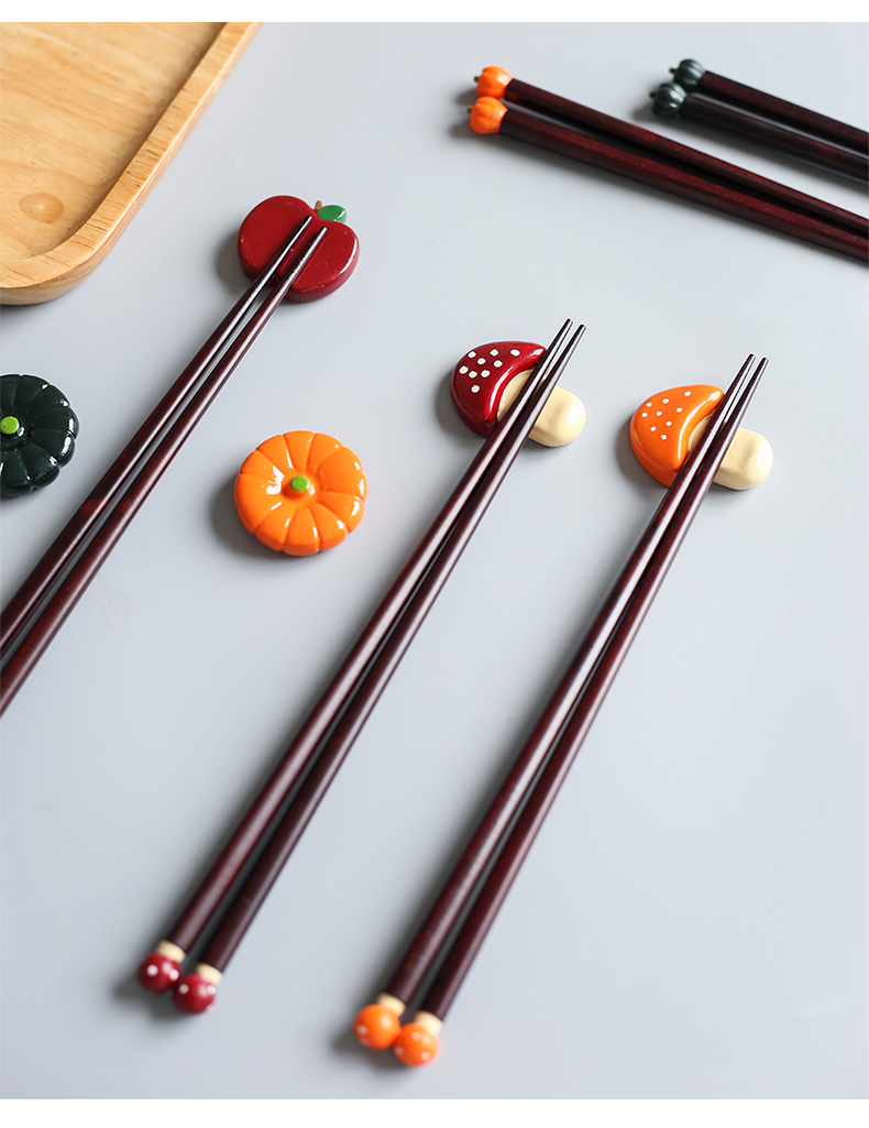 Northern wind ins home fruit chopsticks frame supporting creative lovely ceramic household chopsticks pillow chopsticks spoon holder