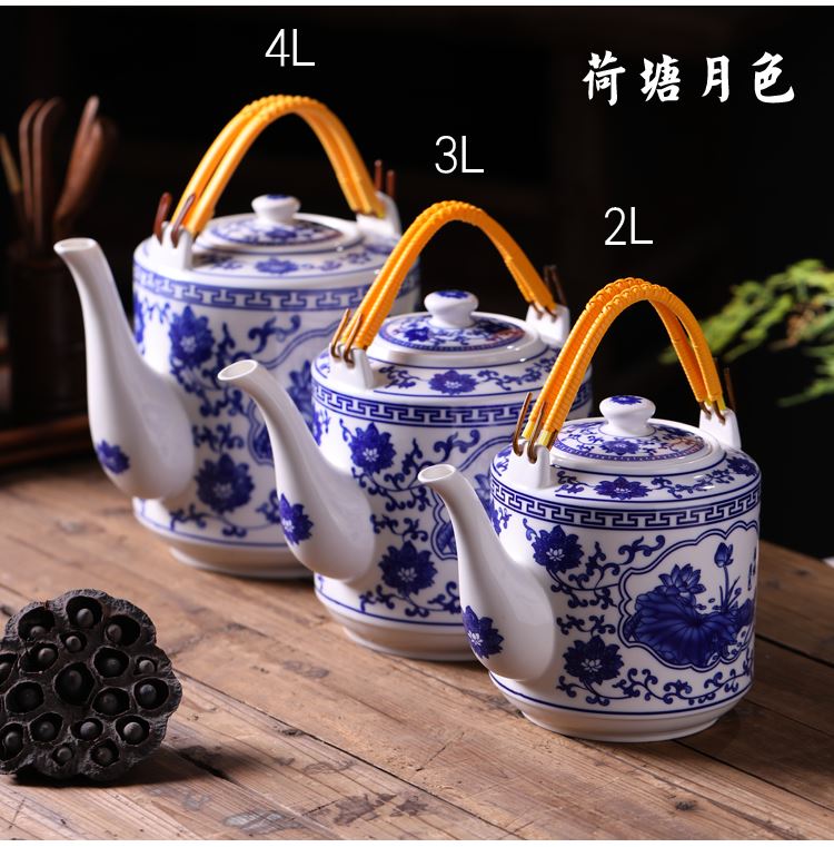 The large capacity of jingdezhen ceramic tea set The teapot teacup Chinese style household of Chinese style cool water cold water girder of blue and white