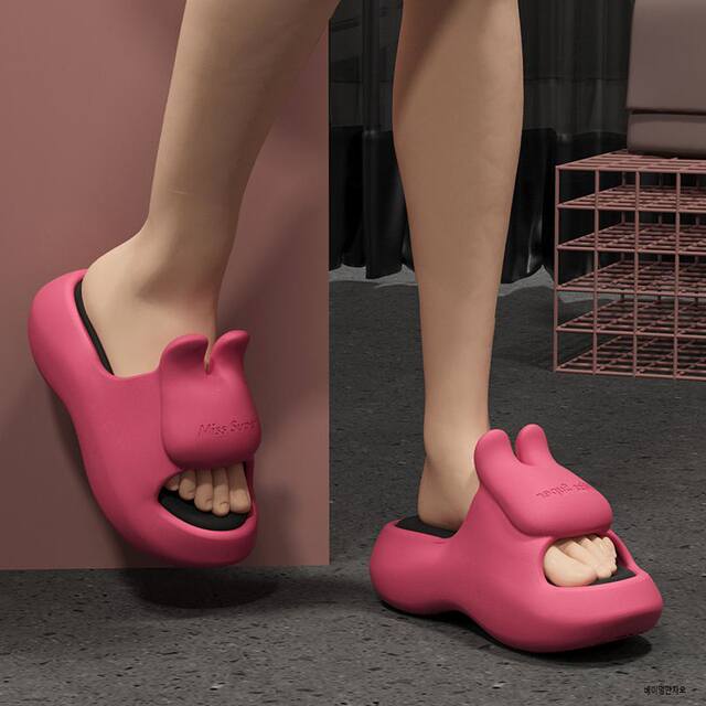 New 7.0cm Height-Increasing Eva soft sole Rabbit Thick-Soled Sandals for Women, Summer Indoor and Outdoor Wear, Internet-Famous Beach Sandals