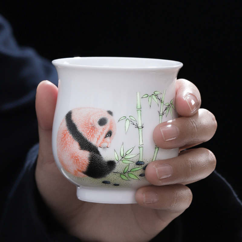 Jingdezhen flagship store ceramic hand - made panda bamboo tea with tea cups to host a single white porcelain tea cups