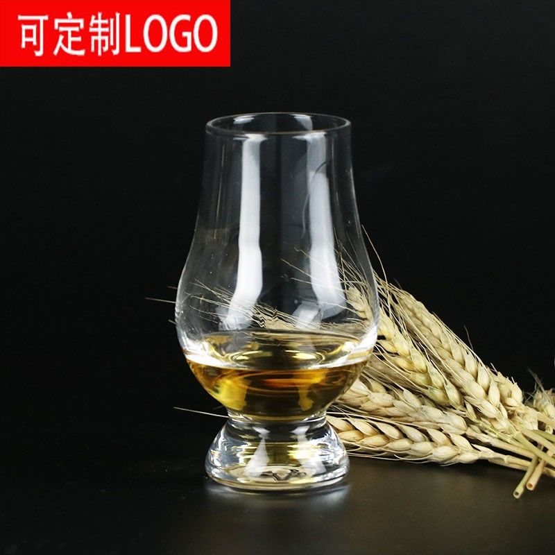 Unleaded crystal glass smelling wine glass of whisky glass of wine glass of wine glasses