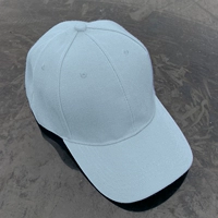 Кремовая кепка