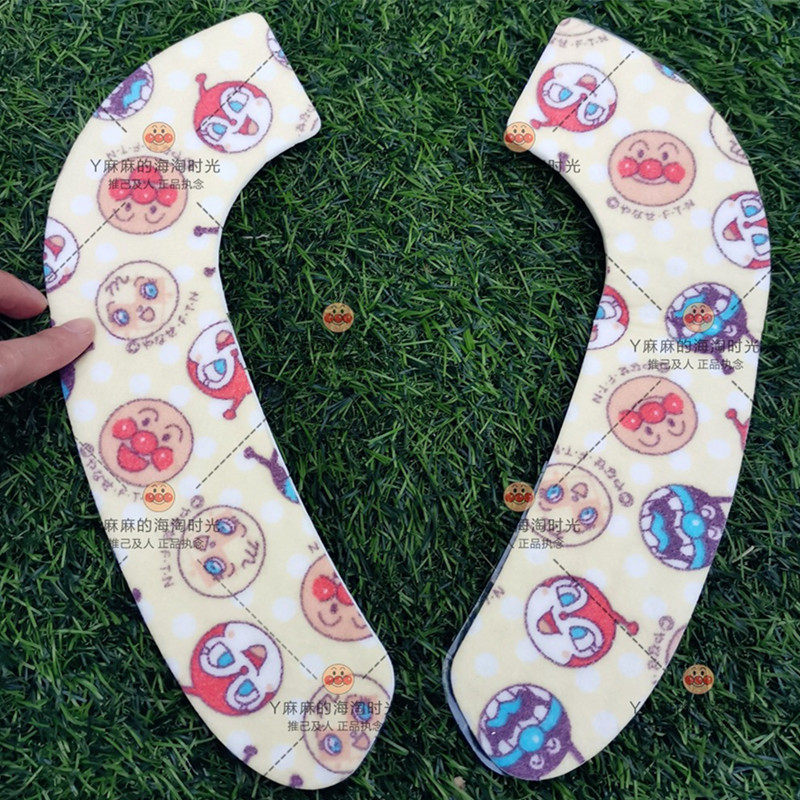 Japanese bread Superman odorless children toilet mat paste paste cushion can be cleaned repeatedly used to crop