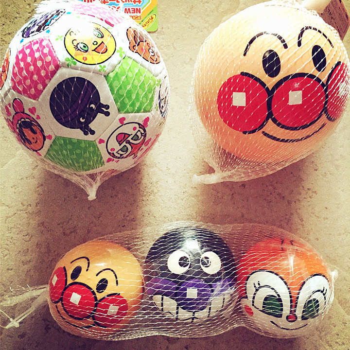 Japan buy Anpanman toy small leather ball for infants and young children Jump ball baby pat ball 1-2-3 years old