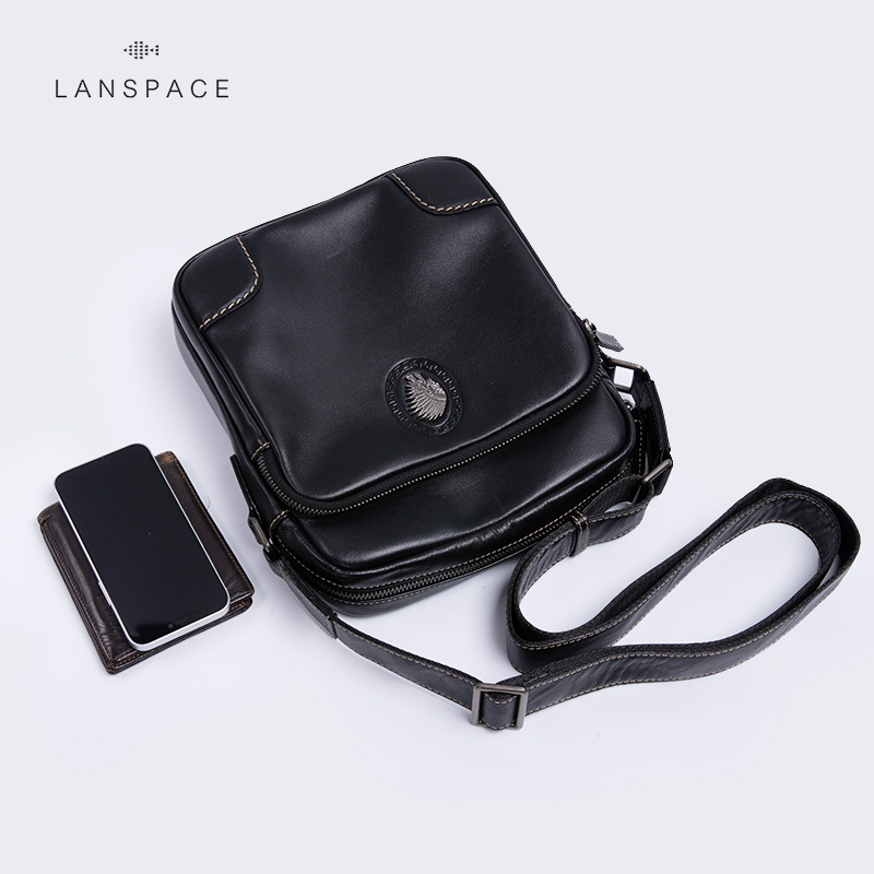 Blue Leather Furniture Genuine Leather Men's Bag Fashion Diagonal Satchel Men Retro Single Shoulder Bag Locomotive Bag Youth Cow Leather Small Satchel Bag