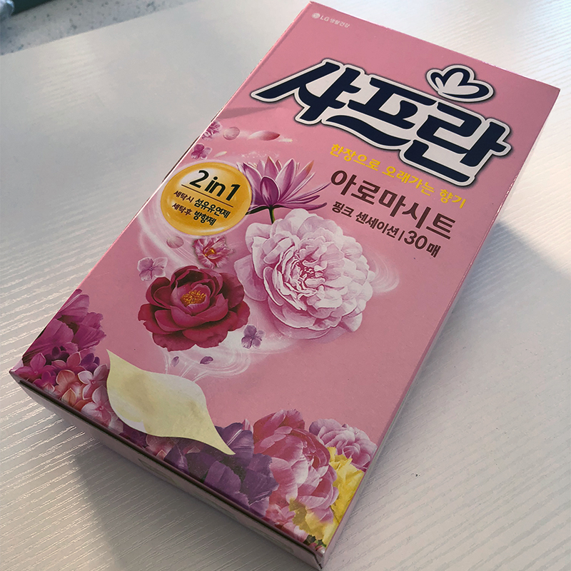 South Korea's softener imported LG removable toilet paper clothes laundry paper supple fragranced paper anti-static lasting fragrance