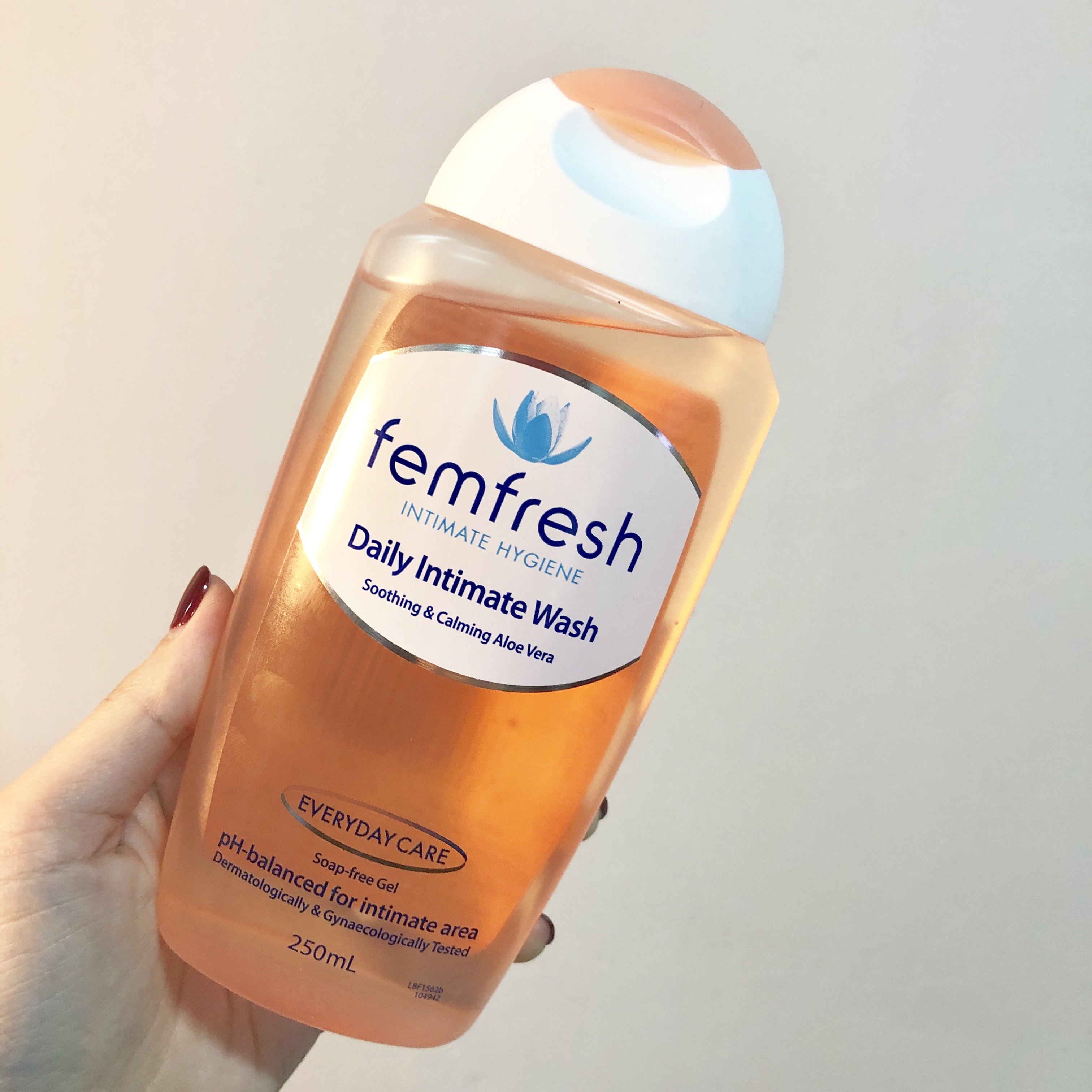 Australian femfresh women's private care lotion 250ml anti-itching and deodorizing wash Yin liquid antibacterial and soap-free