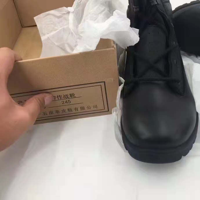 Genuine Light High Cylinder Combat Training Boots Men's New Special Soldiers Training Boots High Cylinder Genuine Leather Tactical Boots Outdoor