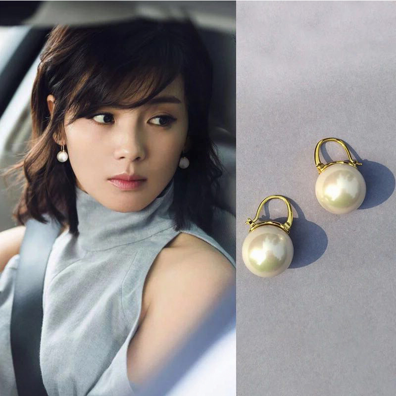 Pearl stud earrings women's sterling silver temperament Hong Kong style Hepburn earrings vintage earrings 2022 new trendy high-end sense earrings