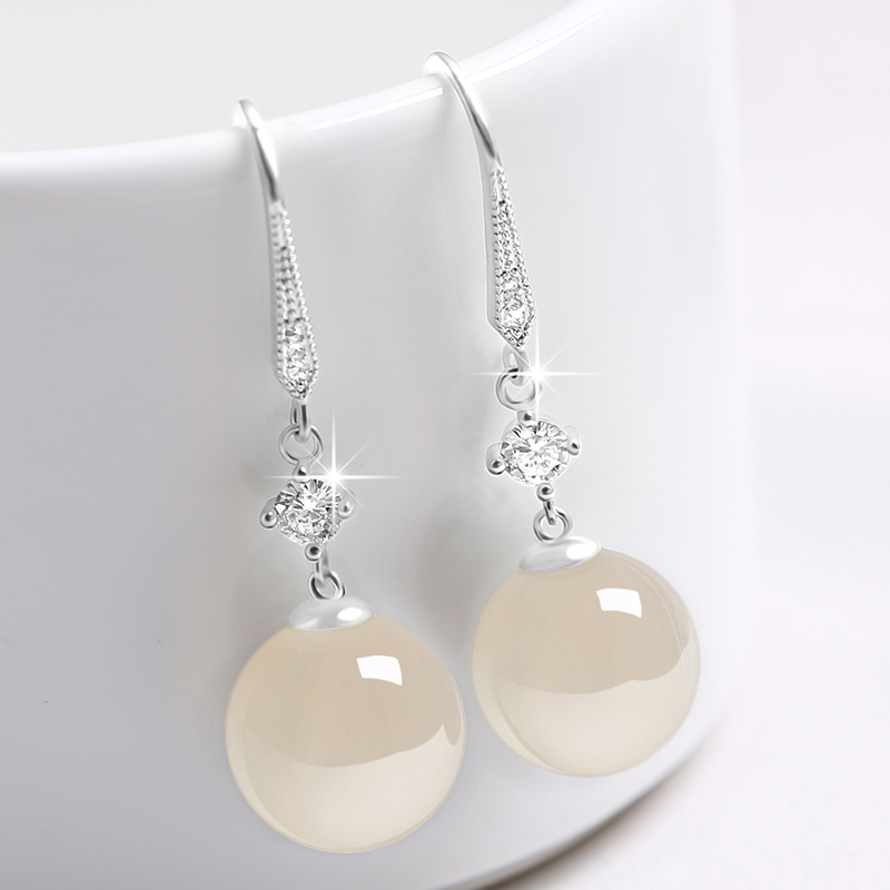 Retro earrings female long style Temperament 2023 New Tide Pure Silver Anti-Allergy Ear Pendant Delicate Tenderness Manau ear decoration-Taobao