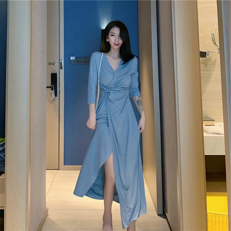 Summer women's dress 2022 New female summer Advanced senses Design small crowdsourced blue wrap thyme-style retro foreign dress