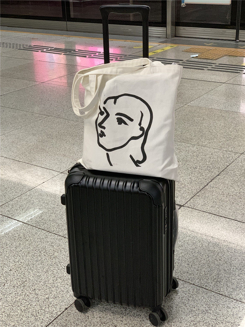 5602 Japan MARRLVE pull-lever case rubber muted wheel playful little boy suitcase travelden case face value