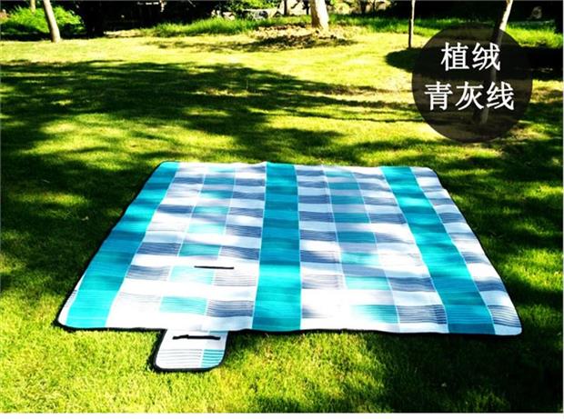 Công viên thảm cỏ ngoài trời đệm chống ẩm ra mat di động siêu nhẹ gấp sàn nhà gạch - Thảm chống ẩm / Mat / Gối vải trải picnic