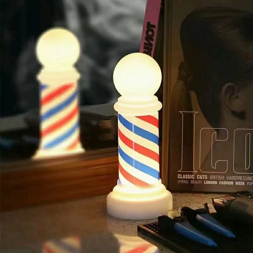 Vic+Professional Barber Hair Salon на стойке на стойке миниму