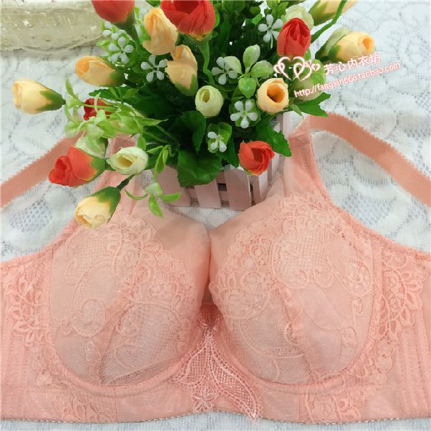 Mùa hè mới Kích thước lớn Áo ngực siêu mỏng Full Cup Thu thập có thể điều chỉnh Ngực lớn Áo ngực nhỏ 95C Đồ lót áo bra