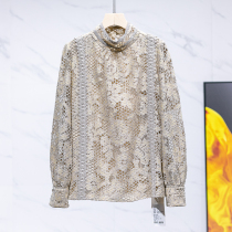 West Lake Pavilion (Ge) Autumn embroidered semi-high collar hollow cotton pullover lace shirt OL232