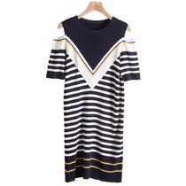 West Lake Pavilion Old (S) high-end spring dress college style color matching striped off-the-shoulder knitted dress S749 cut mark