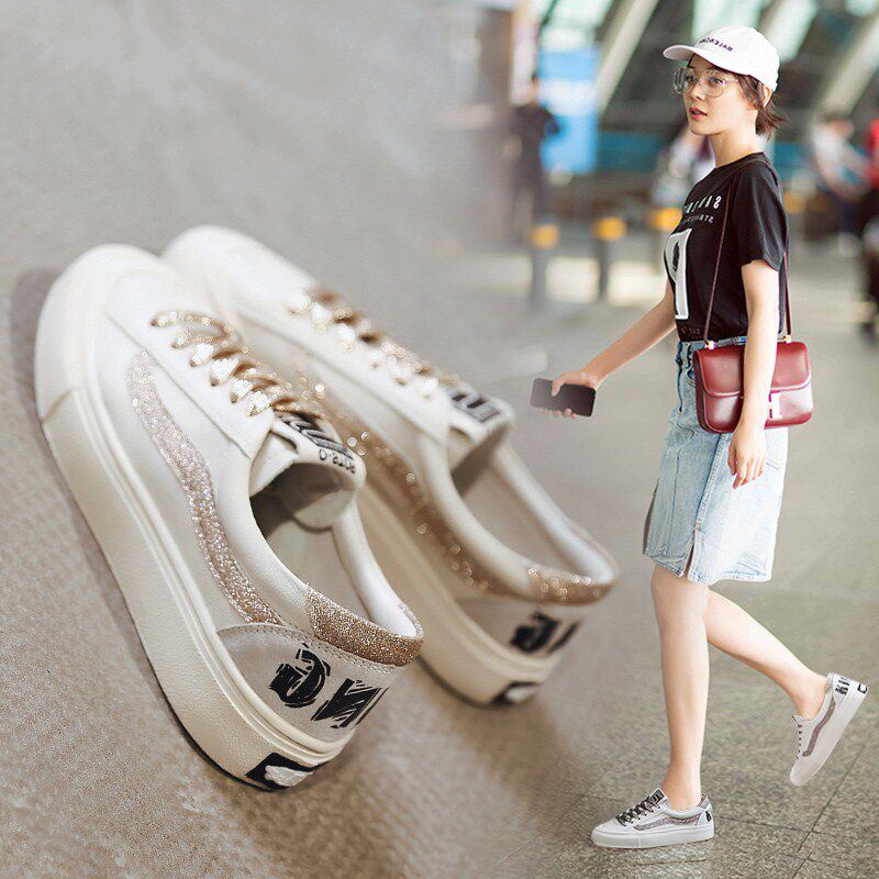 Net red small white shoes women's 2021 hot spring and summer new Korean version leather flat bottom all-match single shoes shoes women's shoes trend