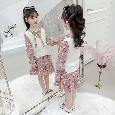 Net red children's clothing 2020 girls ' autumn new fashion all-match sleeveless outer match vest long-sleeved dress two-piece skirt