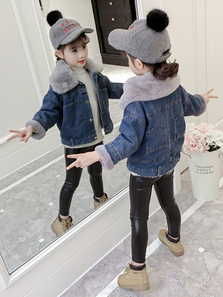 South Korean girl jacket gush with thickened autumn and winter clothing 2021 new fashion children denim children clothing big fur collar blouses