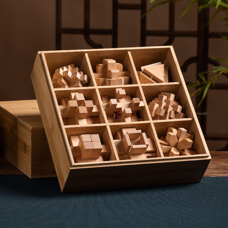 In class Nine sets of Ruben lock suit beech wood Kongming lock full set of children puzzle toy high difficulty