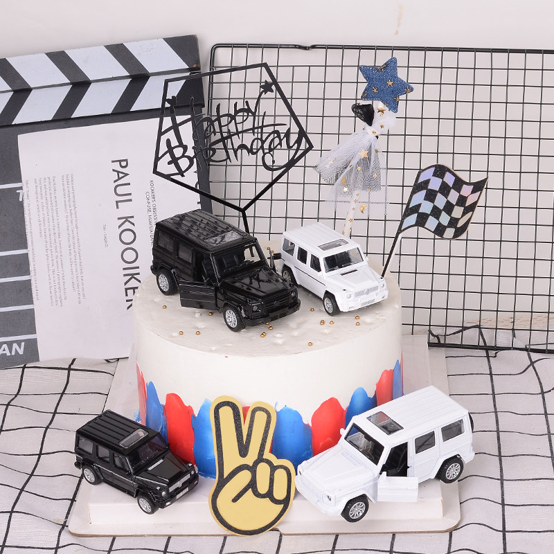 Birthday cake decoration decoration plug-in net red children's car model creative plug-in boy party baking dress