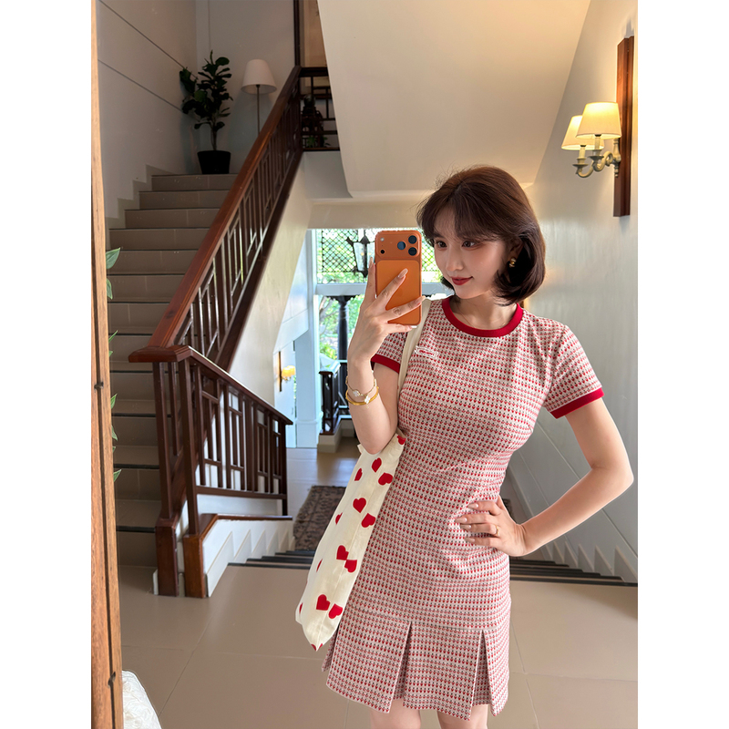 Lei Yingjun【Sweet Lychee】Sweet Retro Plaid Pleated Skirt, Summer Waist-Cinching Slimming Elegant Long and Short Dress