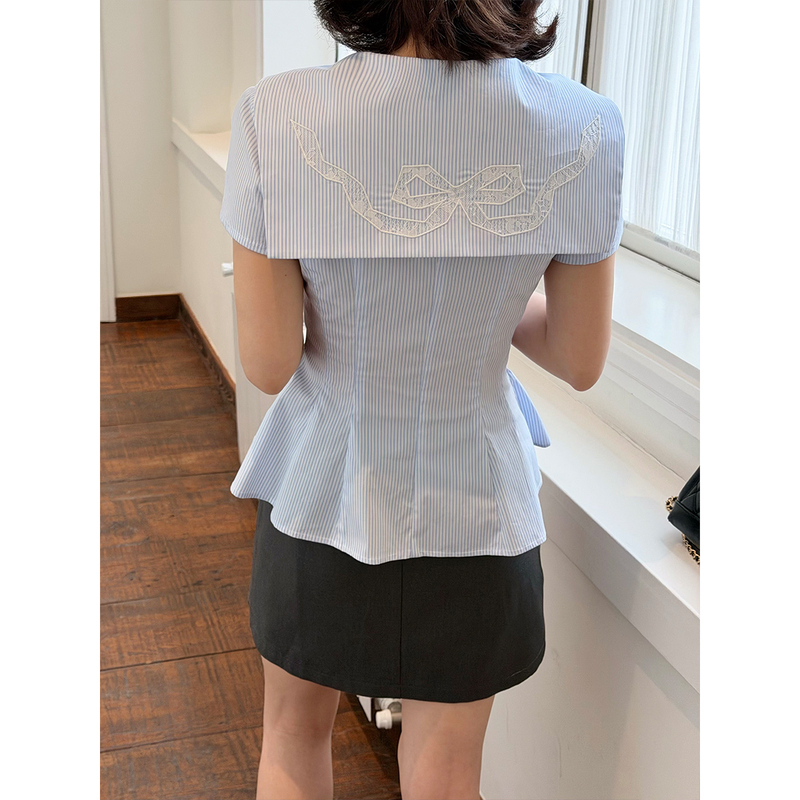 Lei Yingjun【Sea Breeze Weaving Dreams】Navy Collar Blue and White Striped Short-Sleeved Shirt for Women with Lace Bow Embroidery Top Lei Yingjun【Sea Breeze Weaving Dreams】Navy Collar Blue and White Striped Short-Sleeved Shirt for Women with Lace Bow Embroidery Top