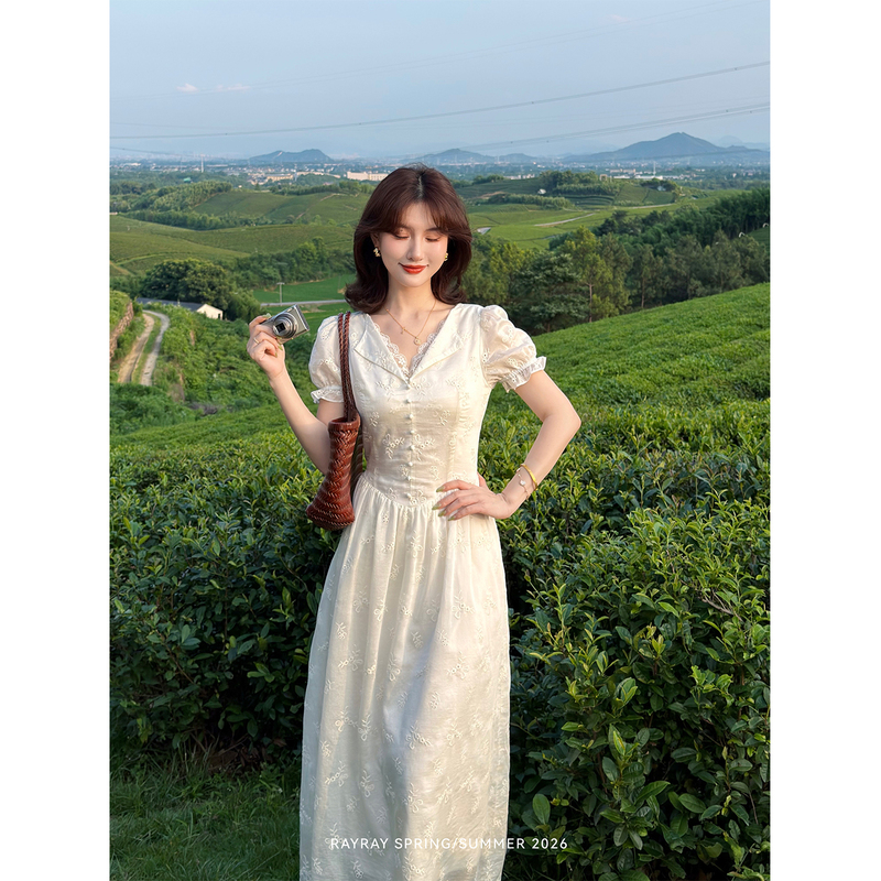 Lai Yingjun【Moonlight in the Forest】White Lace Dress for Women Summer V-Neck Puff Sleeve Waist-Cinching Elegant Long Dress