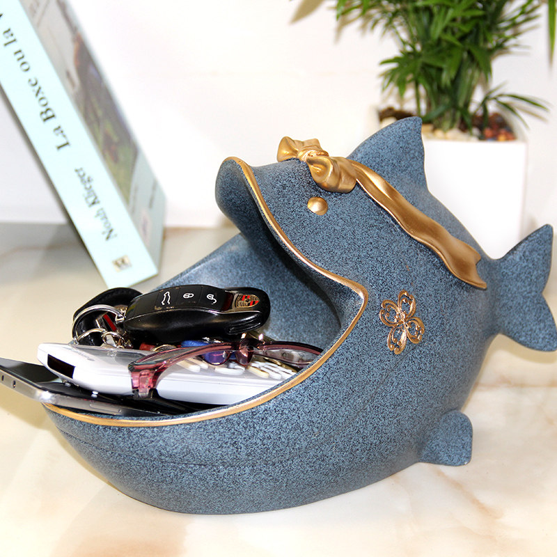 Entrance key storage box Into the door to put the key storage box Creative desktop household goods resin decoration