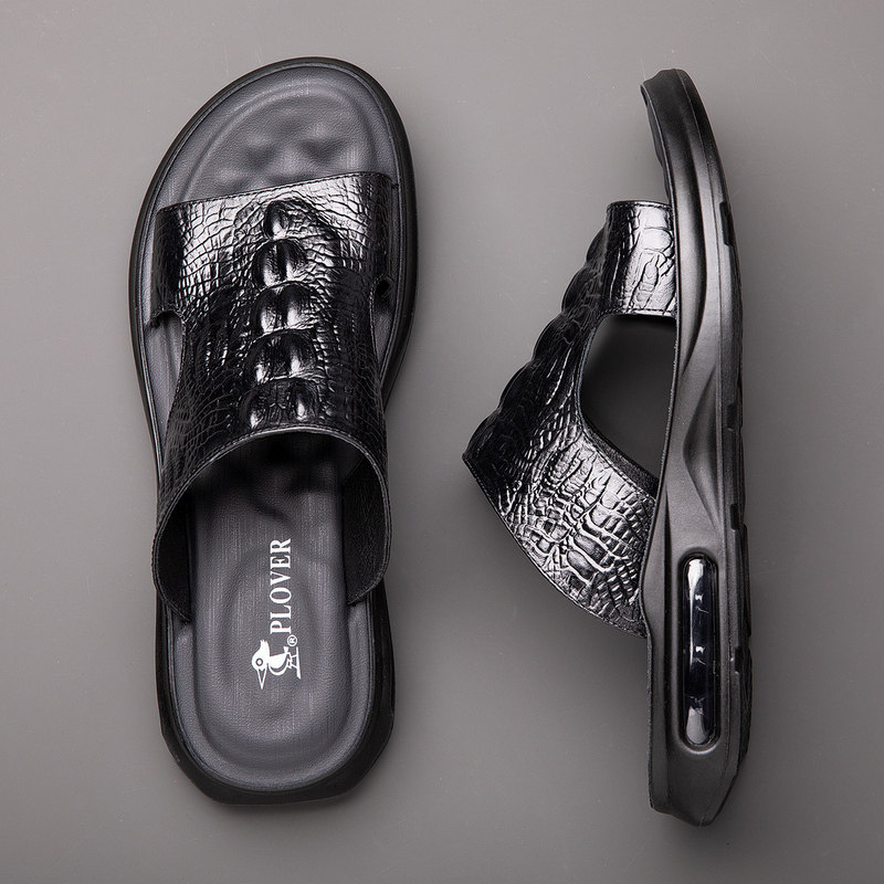 Plover slippers male trend outdoor summer outside wearing Korean version individuality genuine leather cool tugging men's beach