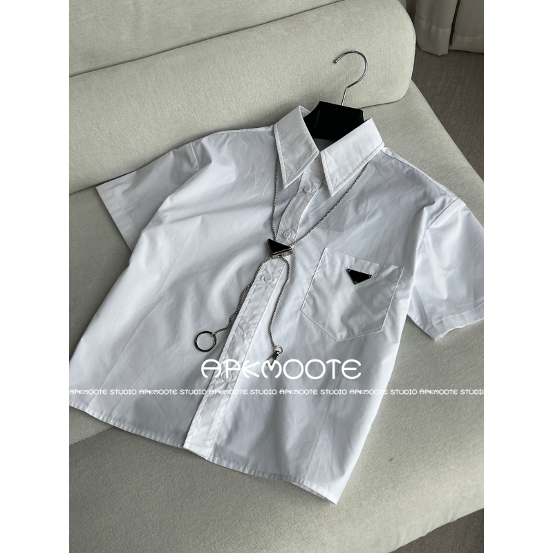 Apkmoote/The Cool Vibe of an Art Student! Short-Cut Poplin Fashion Shirt with Stretchable Triangle Logo for Women