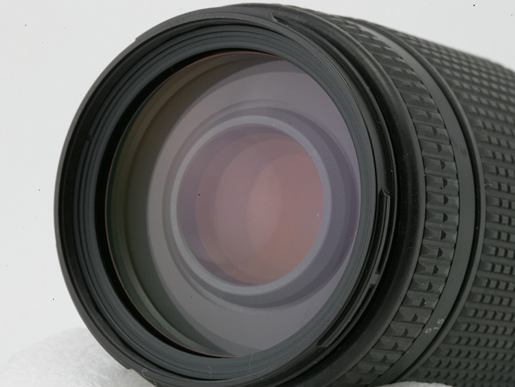 Chụp bằng hiện vật Nikon Nikon 70-300 4-5.6D súng ống giấy nhỏ tự động tele