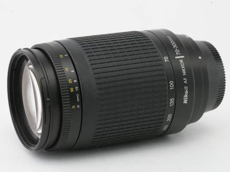 Chụp bằng hiện vật Nikon Nikon 70-300 4-5.6D súng ống giấy nhỏ tự động tele