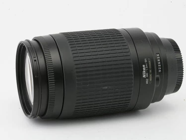 Chụp bằng hiện vật Nikon Nikon 70-300 4-5.6D súng ống giấy nhỏ tự động tele