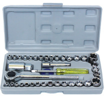 Emergency kit Car kit Car S2 multi-function 40 sleeve toolbox wrench repair set Tire change Germany