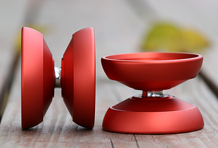 Cánh đồng hoa Một kỳ nghỉ khác Kỳ nghỉ mới Yo-Yo Yo-Yo Cuộc đua hợp kim yoyo Bóng 1A5A yoyo nhựa
