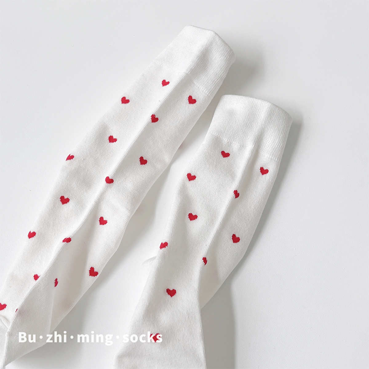 Unknown socks Spring and Autumn Day Department Love Simple Girls White College wind cute daily round tube