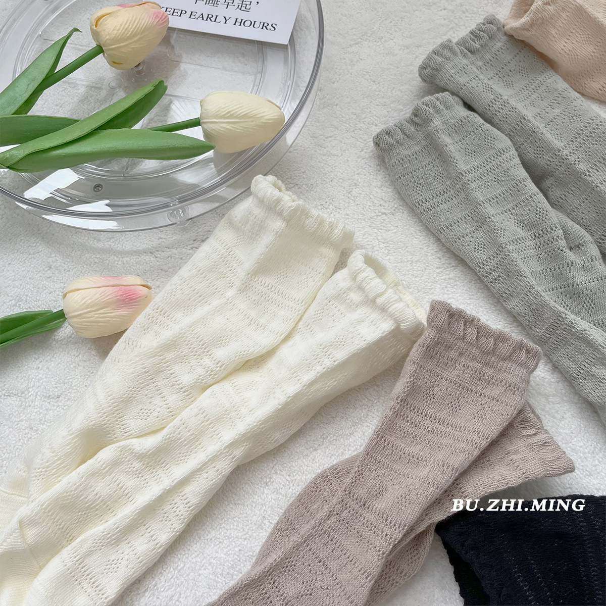 Milk white socks for women summer mid-tube thin mesh breathable loose mouth simple Japanese daily all-match spring and summer socks for women