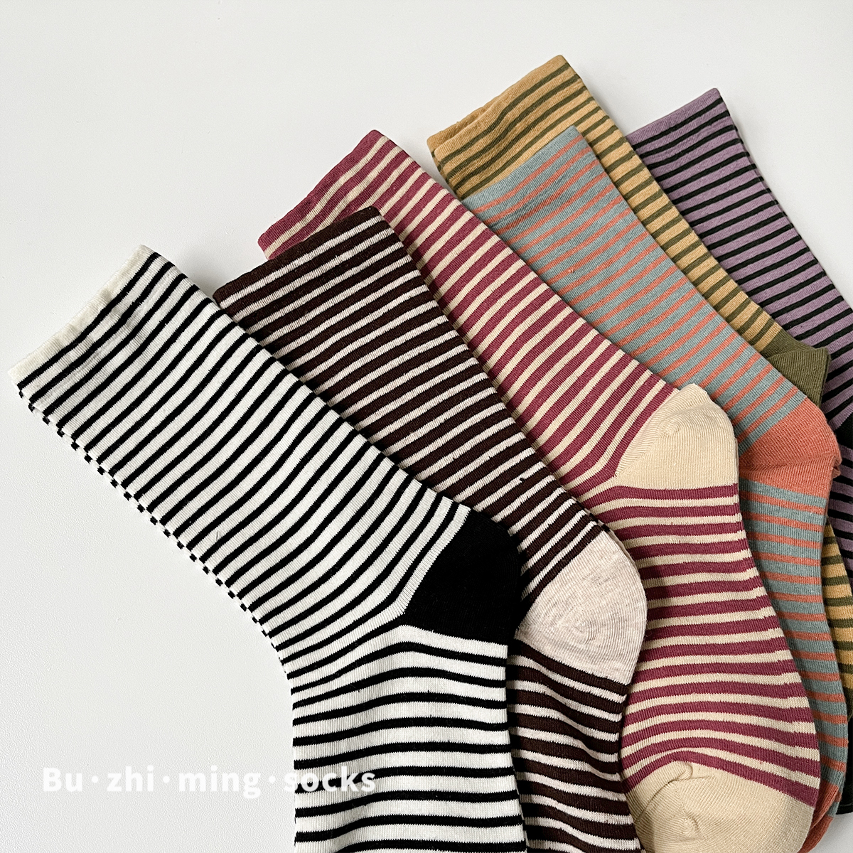 Unknown socks coloured fine stripes spring and autumn Korean black and white in tide is simple to put in daily middle socks