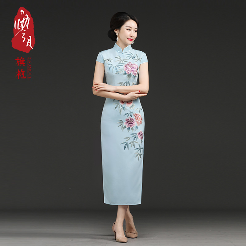 Zero month hand embroidery Cheongsam Wedding dress Cheongsam Happy mother-in-law wedding dress Silk high-grade medium-length cheongsam