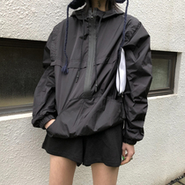 Meijia Fuzzykon Hong Kong style black design sense half-chain hooded windbreaker womens short spring and autumn small jacket