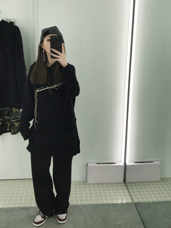 Meiya Fuzzykon black brand Chic and trousers