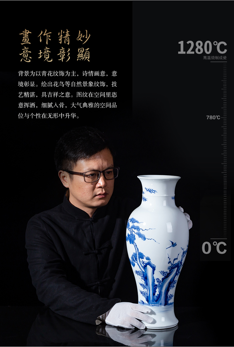 Jia lage jingdezhen blue and white porcelain vase YangShiQi Chinese style classic flower on the tail of the reign of emperor kangxi bottles and name