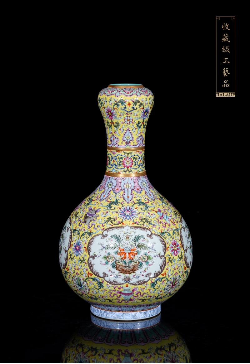 Jia lage jingdezhen porcelain palace repair experts YangShiQi and pastel bound branch window flower grain garlic bottle