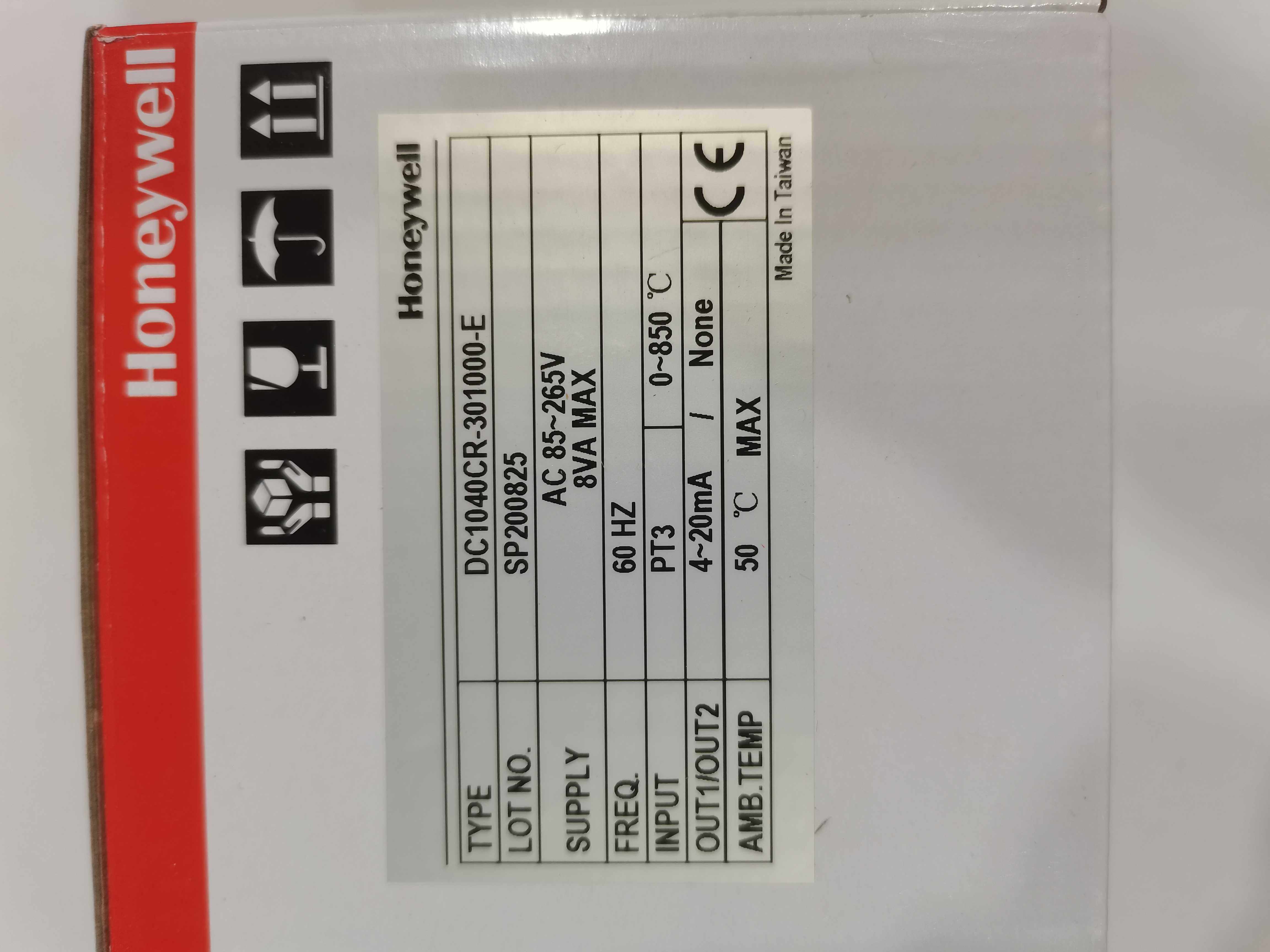 HoneywellHoneywell DC1040 DC1040CR-301000-E DC1040CL temperature control instrument